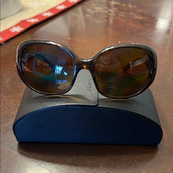 Prada tortoise sunglasses - Picture 1 of 6